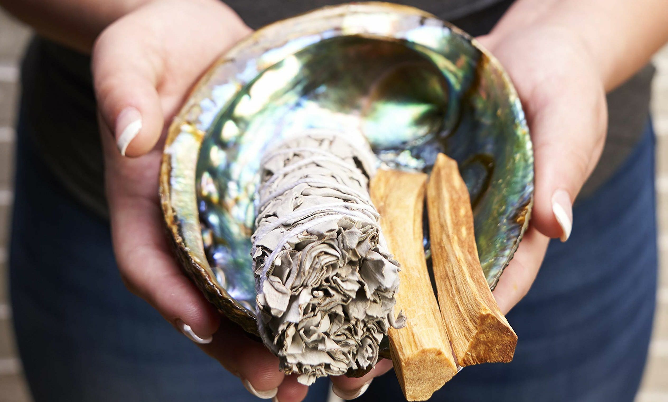 صدف مادر (mother of pearl)